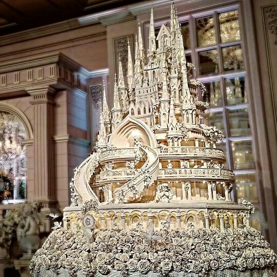 کیک مجلل قصر