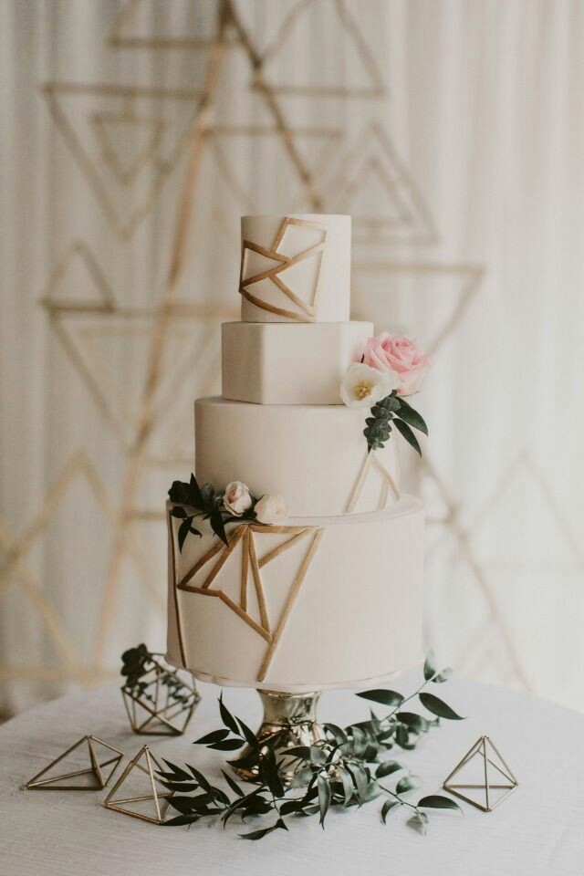 کیک نامزدی و عروسی