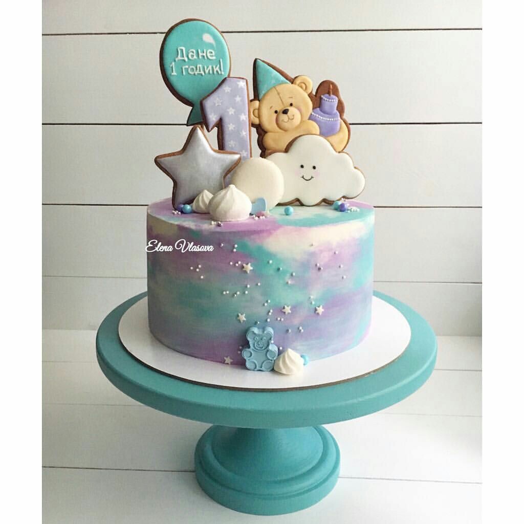 کیک خامه ای طرح ابر و ستاره