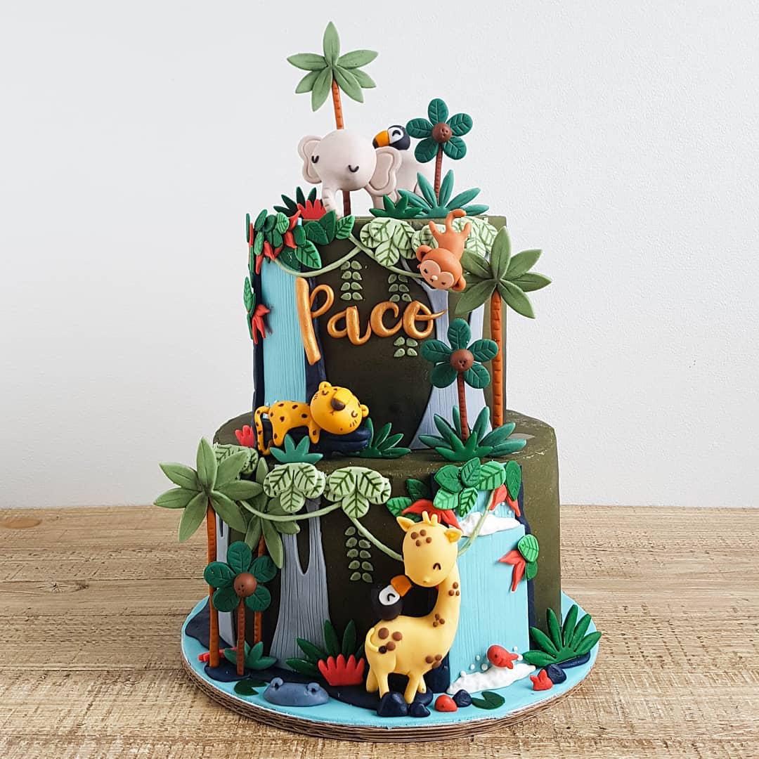 کیک تمام فوندانت جنگل حیوانات